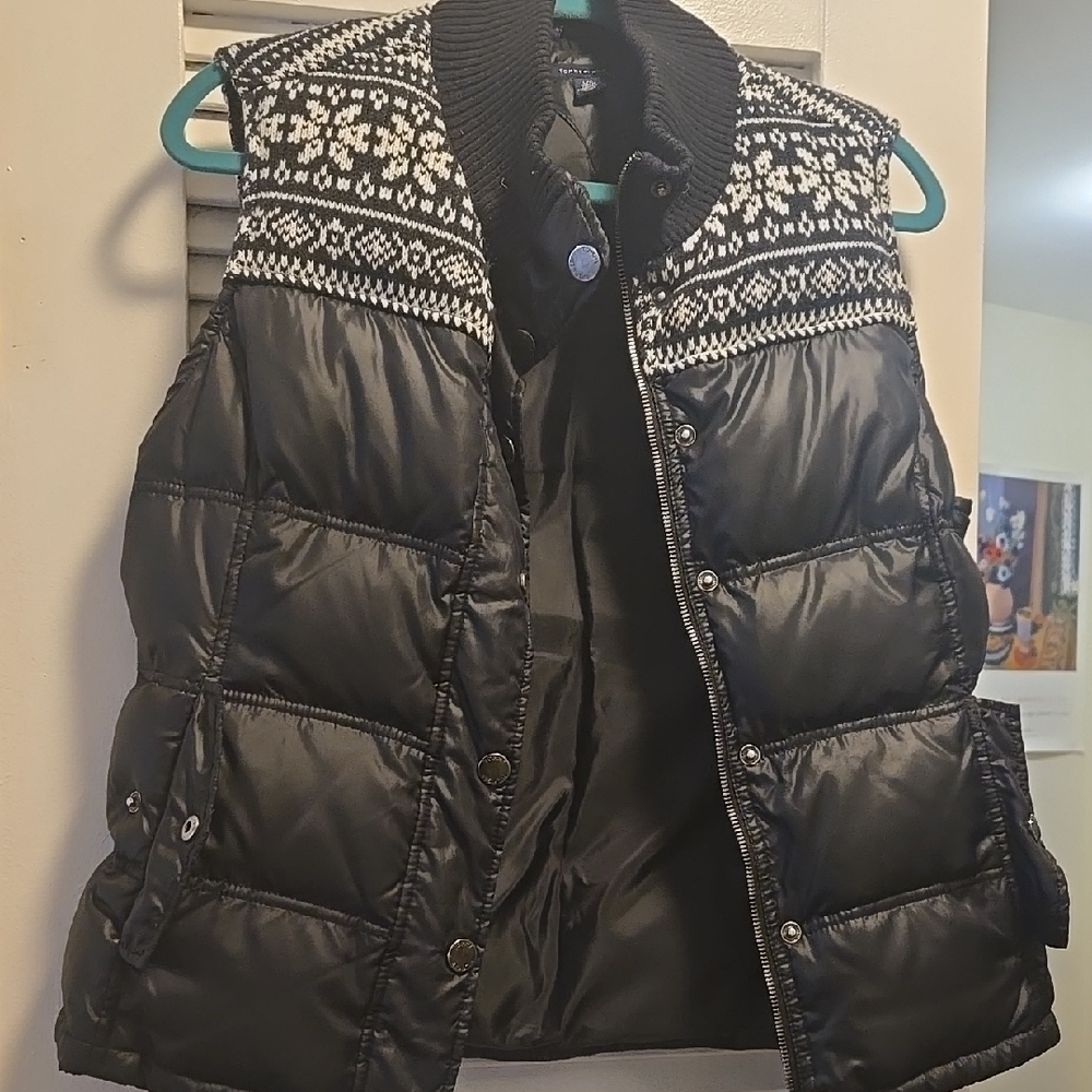 Tommy Hilfiger Black Quilted Vest with Nordic Pattern